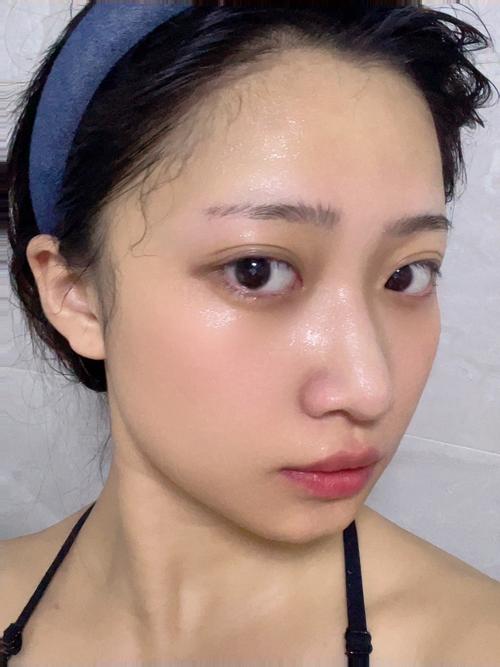 全网口碑！丝芙菲精华液好用吗？美白抗皱紧致精华液